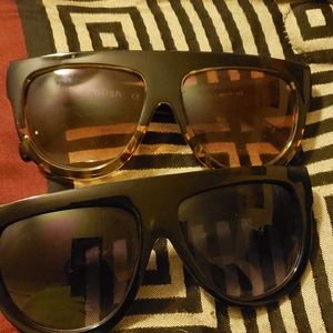 Lot of 2 Square large frame sunglasses